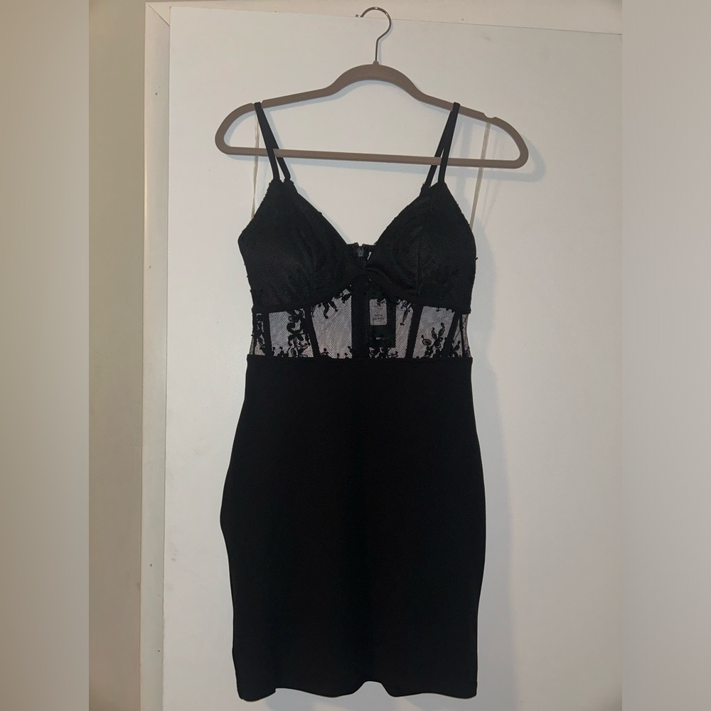 Black lace dress